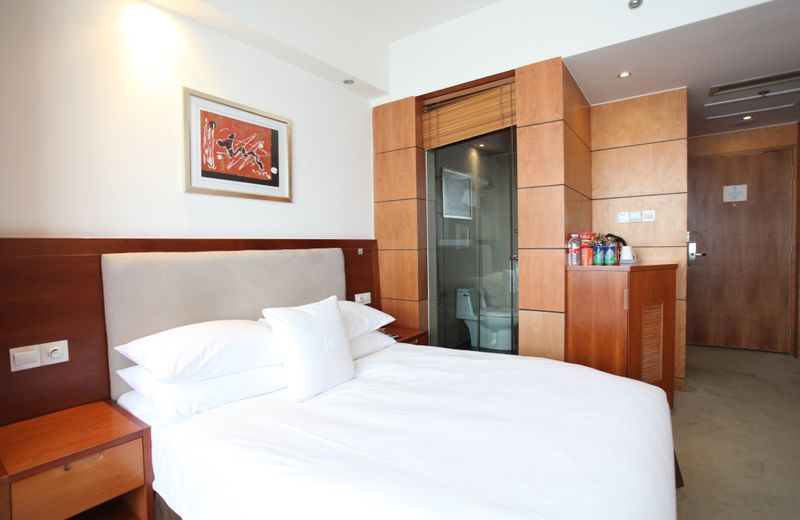 Gloria Plaza Hotel Kangqiao