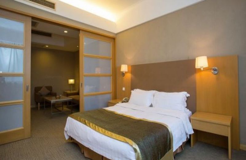 Qingpu Hotel