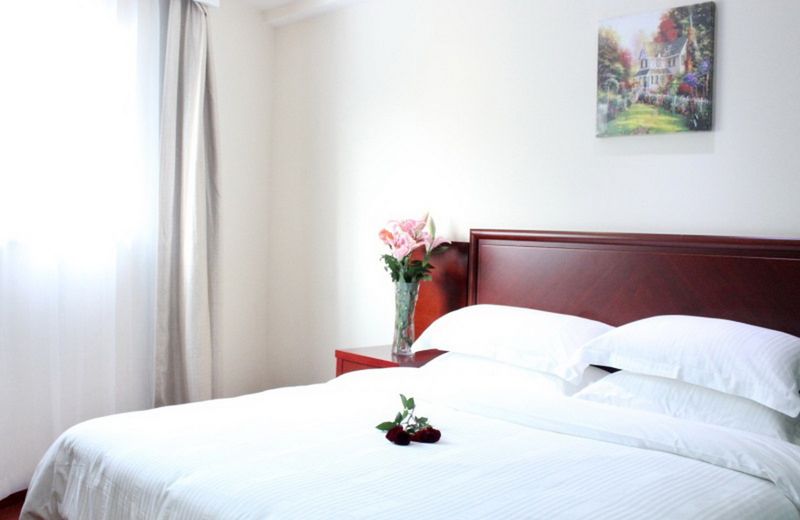 GreenTree Inn ShangHai BaoShan 128 Memorial Road TongHe Road Shell Hotel