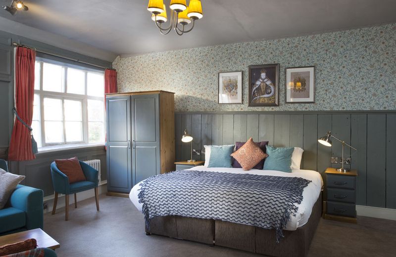 The Ostrich Inn Colnbrook London Heathrow