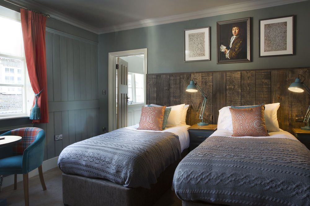The Ostrich Inn Colnbrook London Heathrow