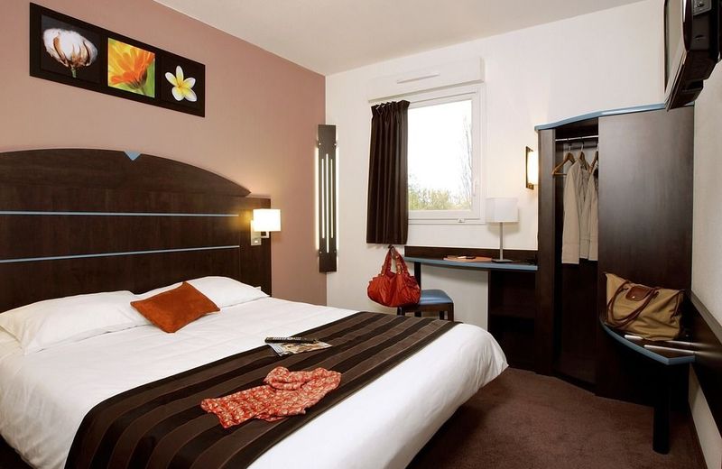 Sure Hotel by Best Western Saint-Amand-Les-Eaux