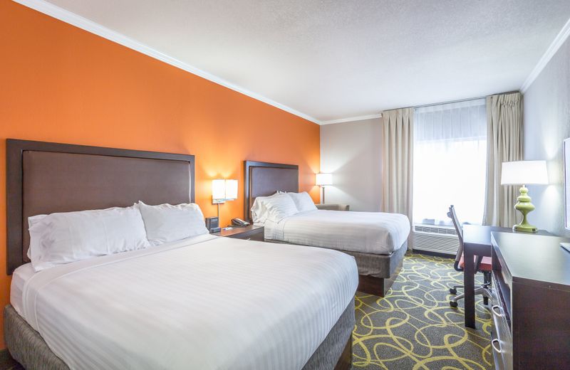 Holiday Inn Express Saint Simons Island, an IHG Hotel