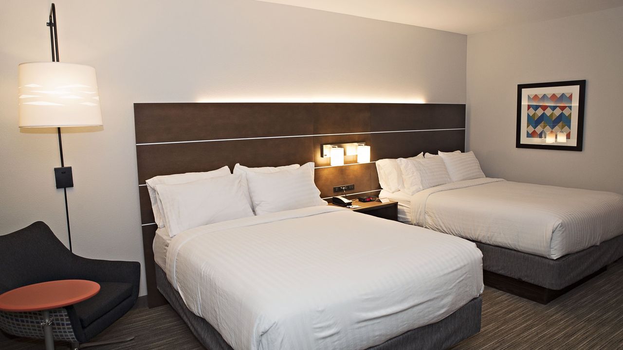 Holiday Inn Express & Suites - Sterling, an IHG Hotel
