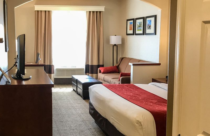 Comfort Suites Near Six Flags Magic Mountain