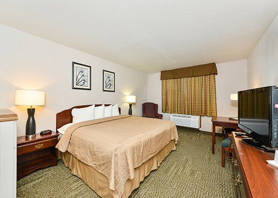 Quality Inn & Suites Stoughton - Madison South