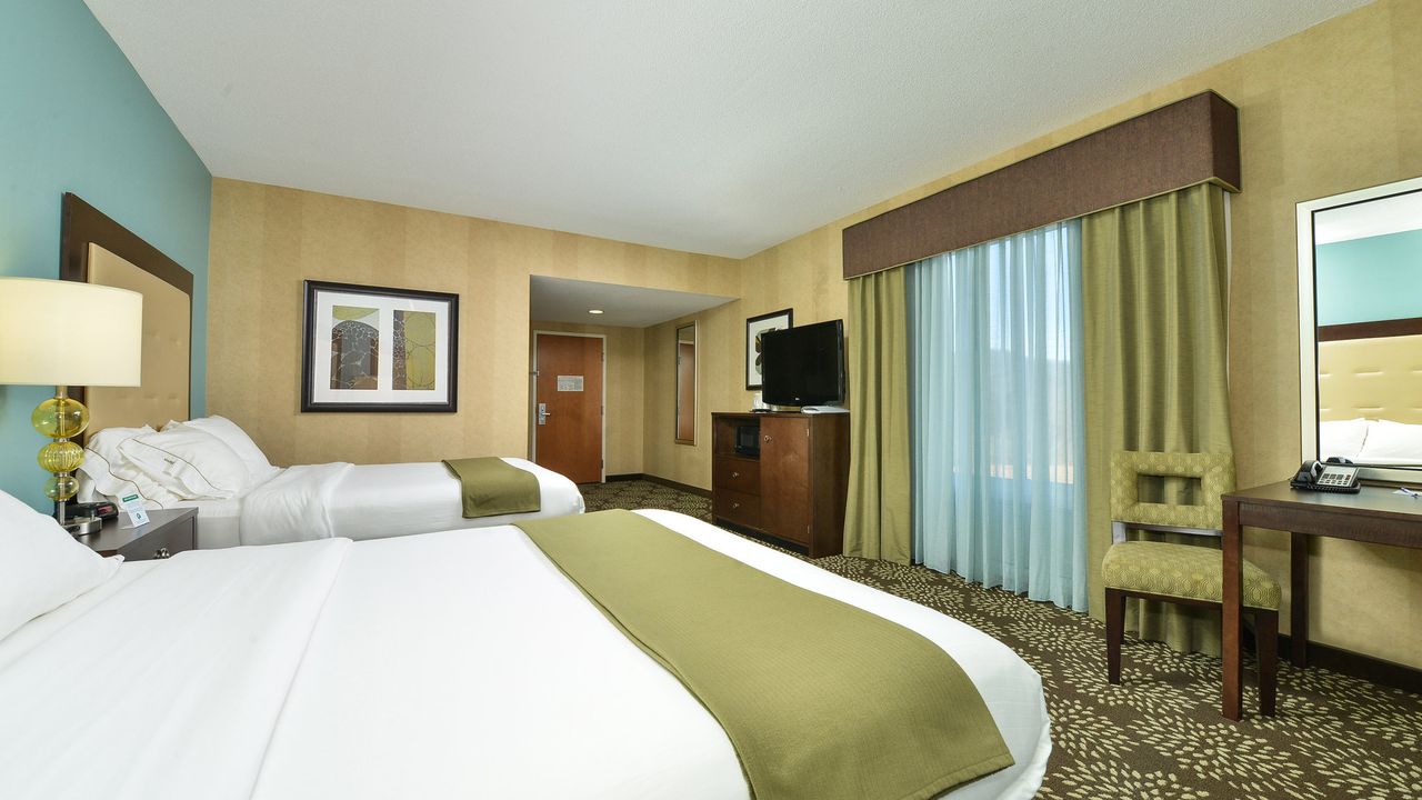 Holiday Inn Express & Suites Sylva / Dillsboro, an IHG Hotel