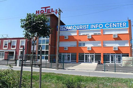 Tisza Corner Hotel