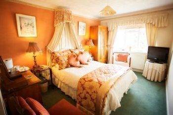 Meryan House Hotel