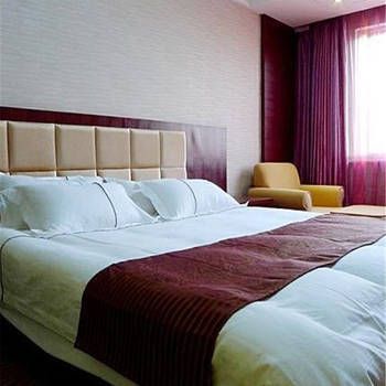 Tiantai Hongjing Business Hotel