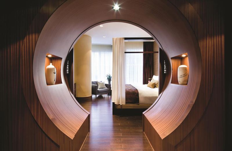 Shangri-La Toronto