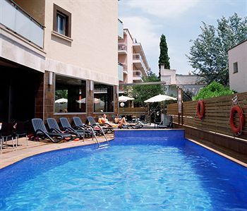 Tossa Beach Center
