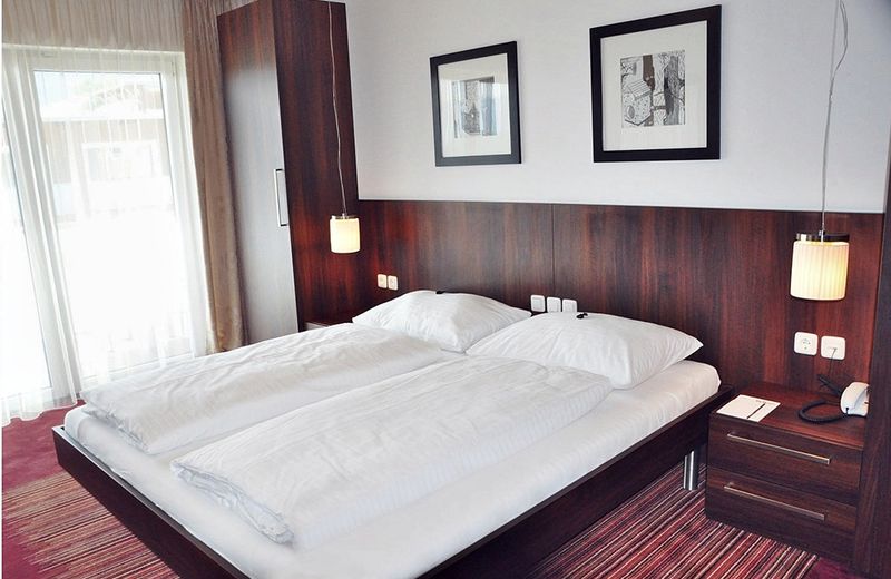 eduCARE Hotel