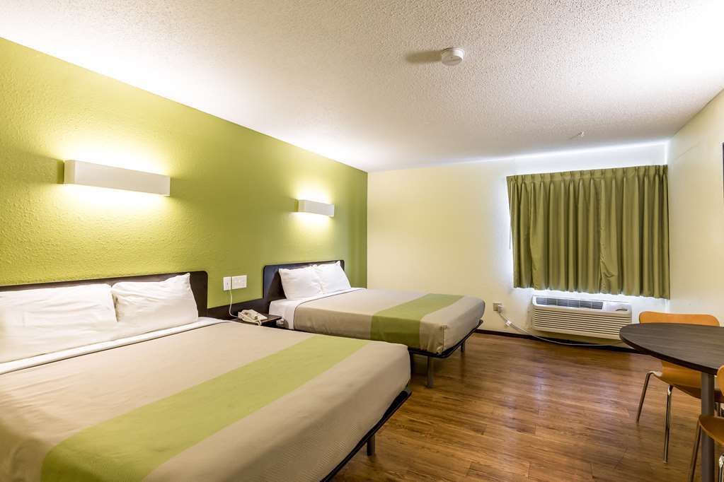 Motel 6-Troy, IL