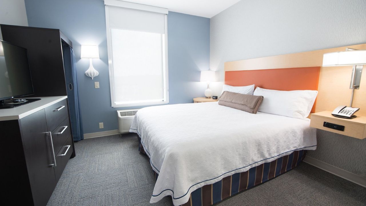 Home2 Suites by Hilton Tulsa Hills