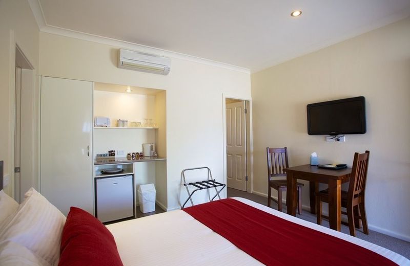 Amaroo Motel