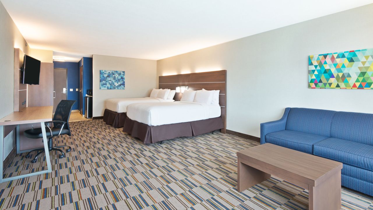Holiday Inn Express & Suites Uniontown, an IHG Hotel