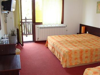 Hotel Elena