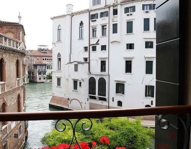 Pensione Accademia - Villa Maravege