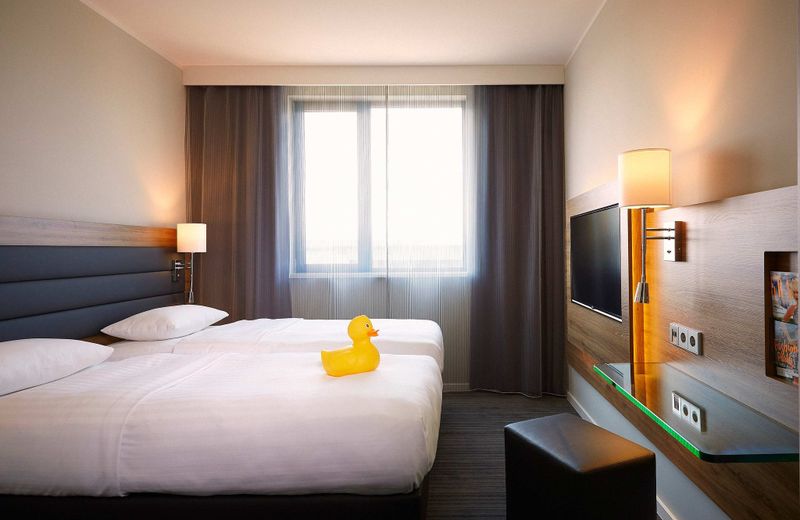 MOXY Vienna Airport