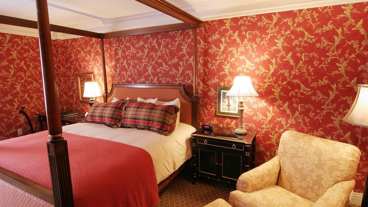 Charley Creek Inn