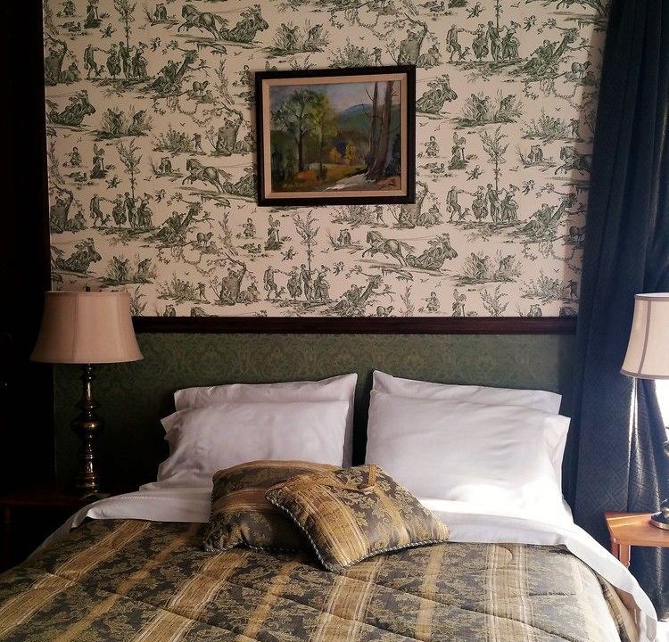 Herrold on Hill Bed and Breakfast
