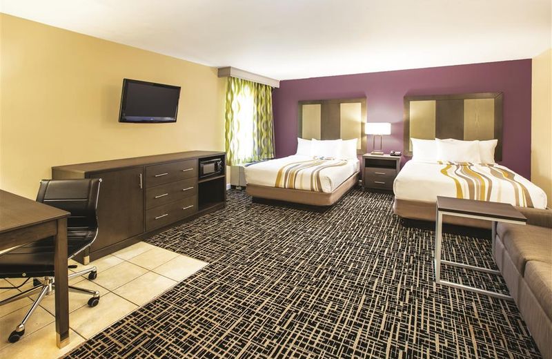 La Quinta Inn by Wyndham Waldorf