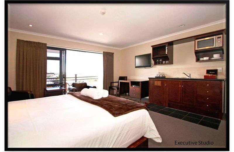 Aotea Motor Lodge