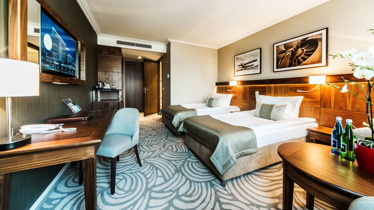 Airport Hotel Okecie