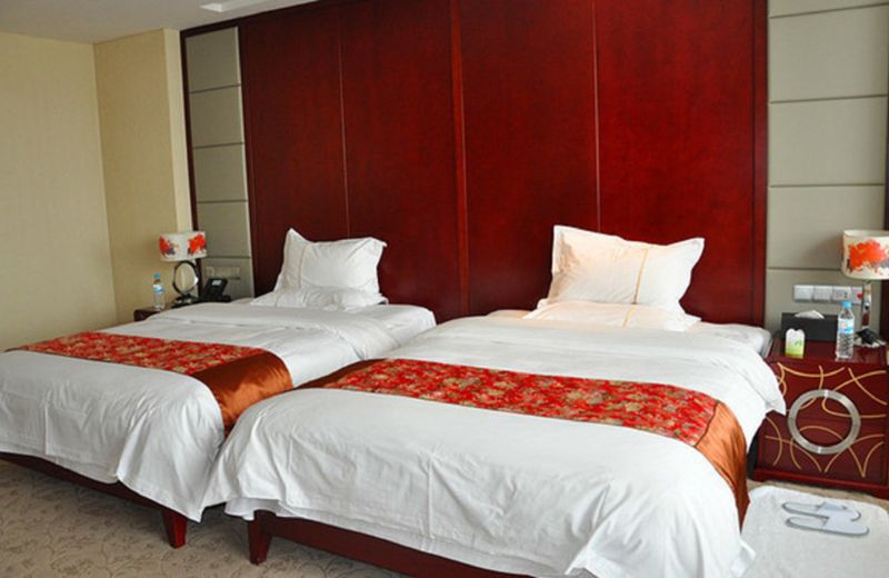 Dongfang Hotel