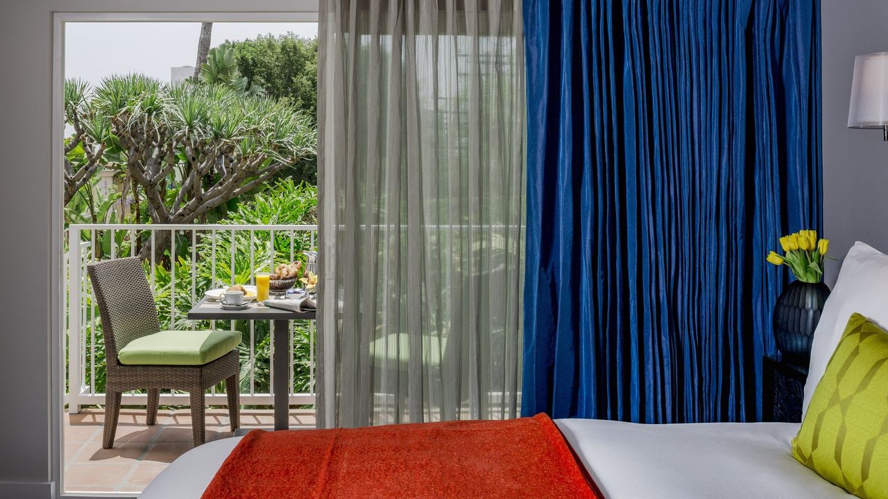 Sunset Marquis Hotel