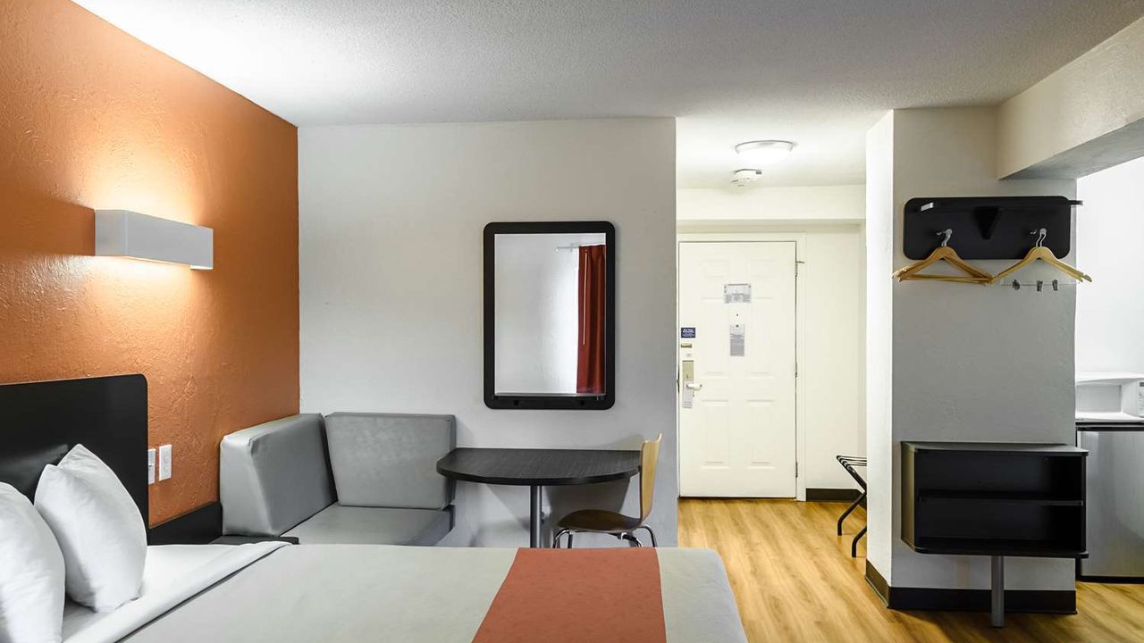 Motel 6 Westborough