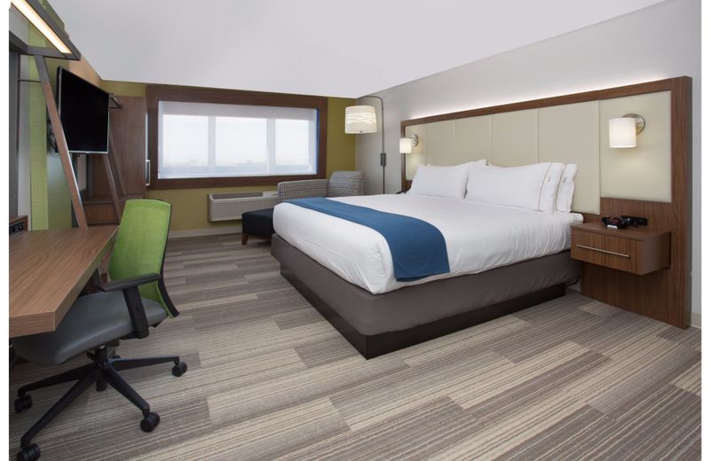 Holiday Inn Express & Suites White Hall, an IHG Hotel