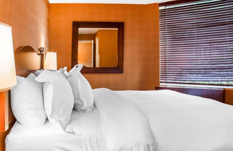 The Woodlands Inn, Ascend Hotel Collection
