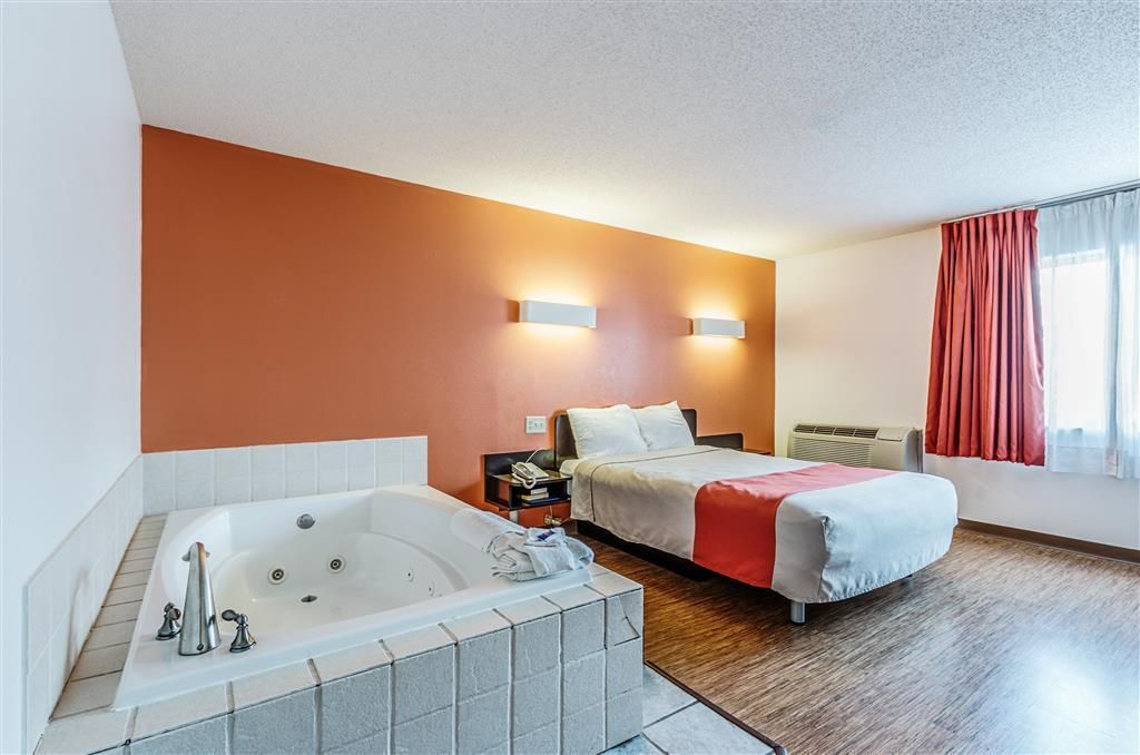 Motel 6-Wisconsin Rapids, WI