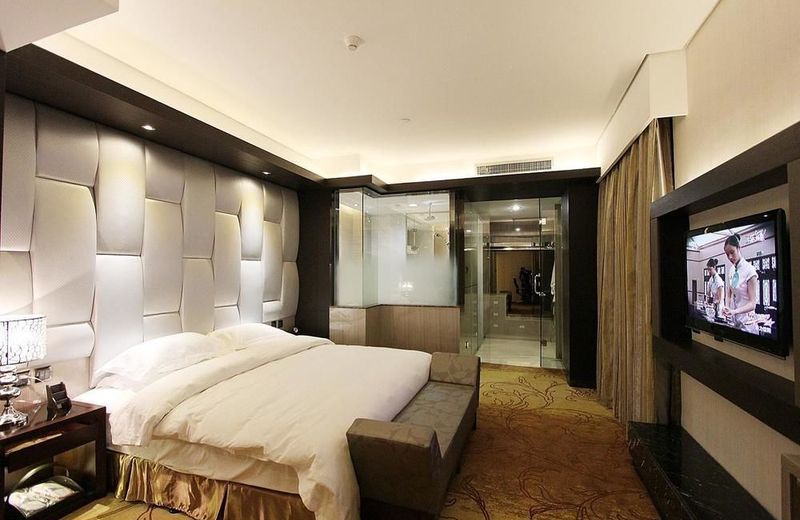 Xian Long March International Hotel