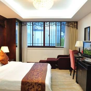 Taoyuan Renjia Hotel