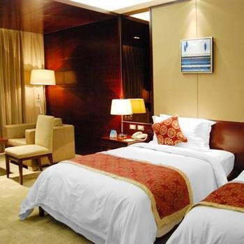 Neeson Hotel