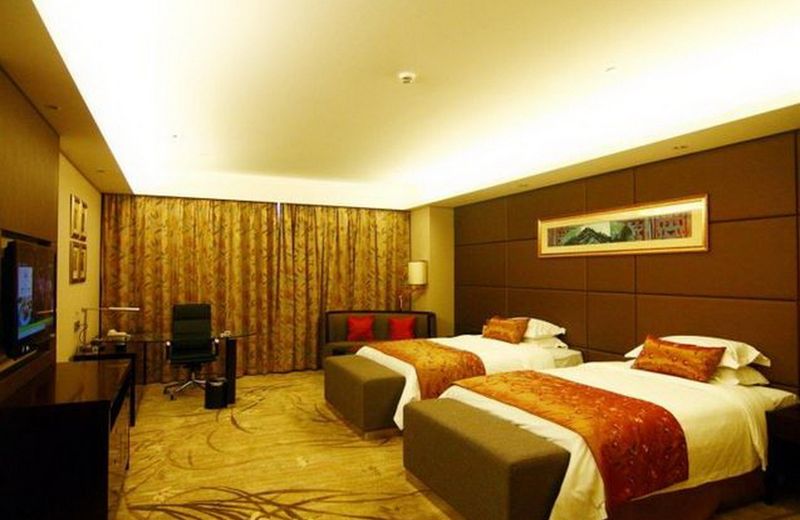 Hongji Xuanwu Hotel