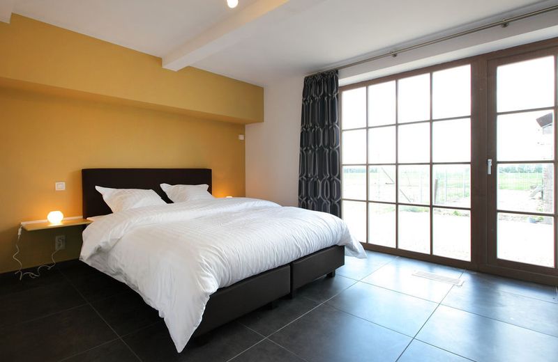 B&B Back2Front
