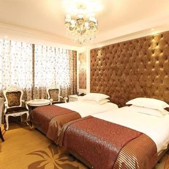 Jinbaoli Business Hotel