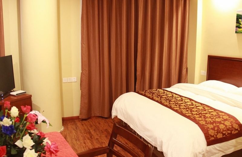 GreenTree Inn JiangSu Zhenjiang Danyang Wanshan Park Express Hotel