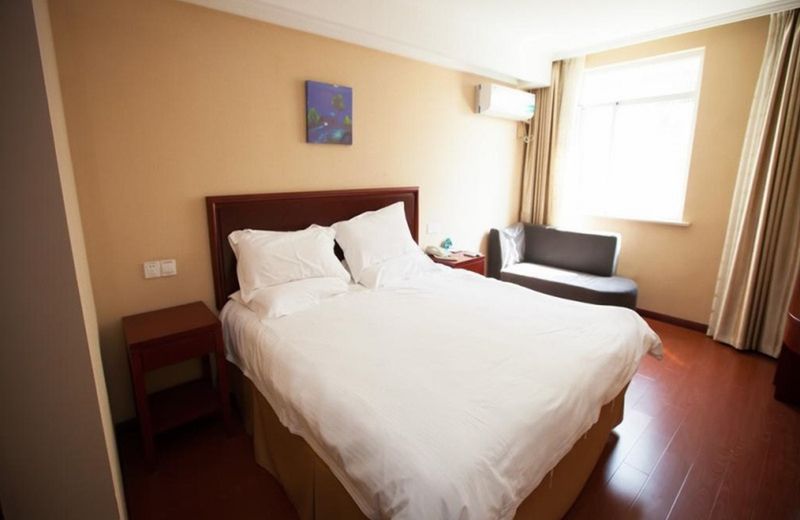GreenTree Inn zhenjiang Nanmenwai Street Shell Hotel