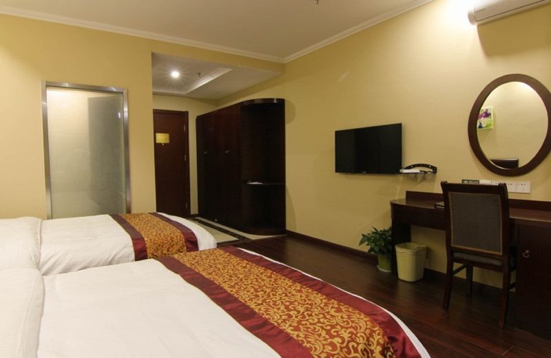 Green Tree Inn JiangSu Zhenjiang Danyang East Gate Danjin Road Zhenxing Road Business