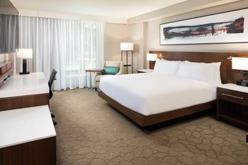 Delta Hotels by Marriott Minneapolis Northeast