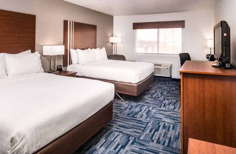 Holiday Inn Express & Suites Alamogordo Highway 54/70, an IHG Hotel