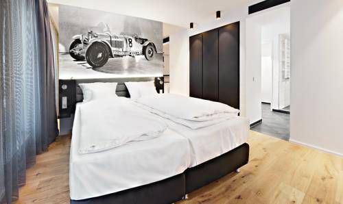V8 HOTEL Motorworld Region Stuttgart