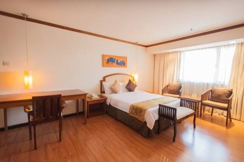 Margherita Plaza Hotel