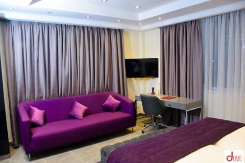 The Francis Hotel