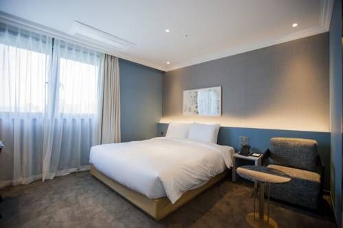 Hound Hotel Seomyeon-Beomcheon